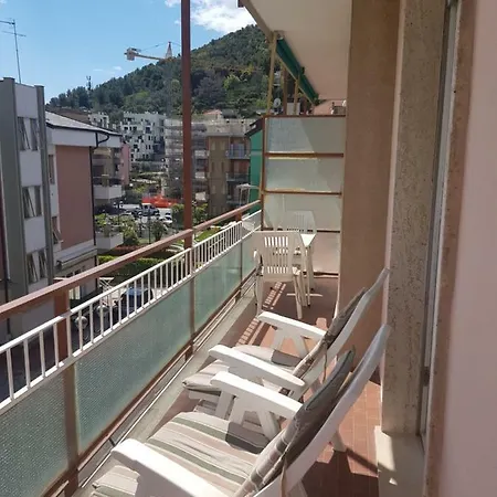 Al Mare Con Terrazza Lägenhet