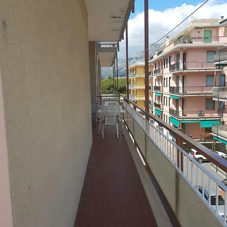 Al Mare Con Terrazza Borghetto Santo Spirito